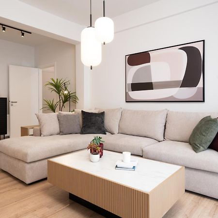 Luxury Apartment Next To The National Museum أثينا المظهر الخارجي الصورة