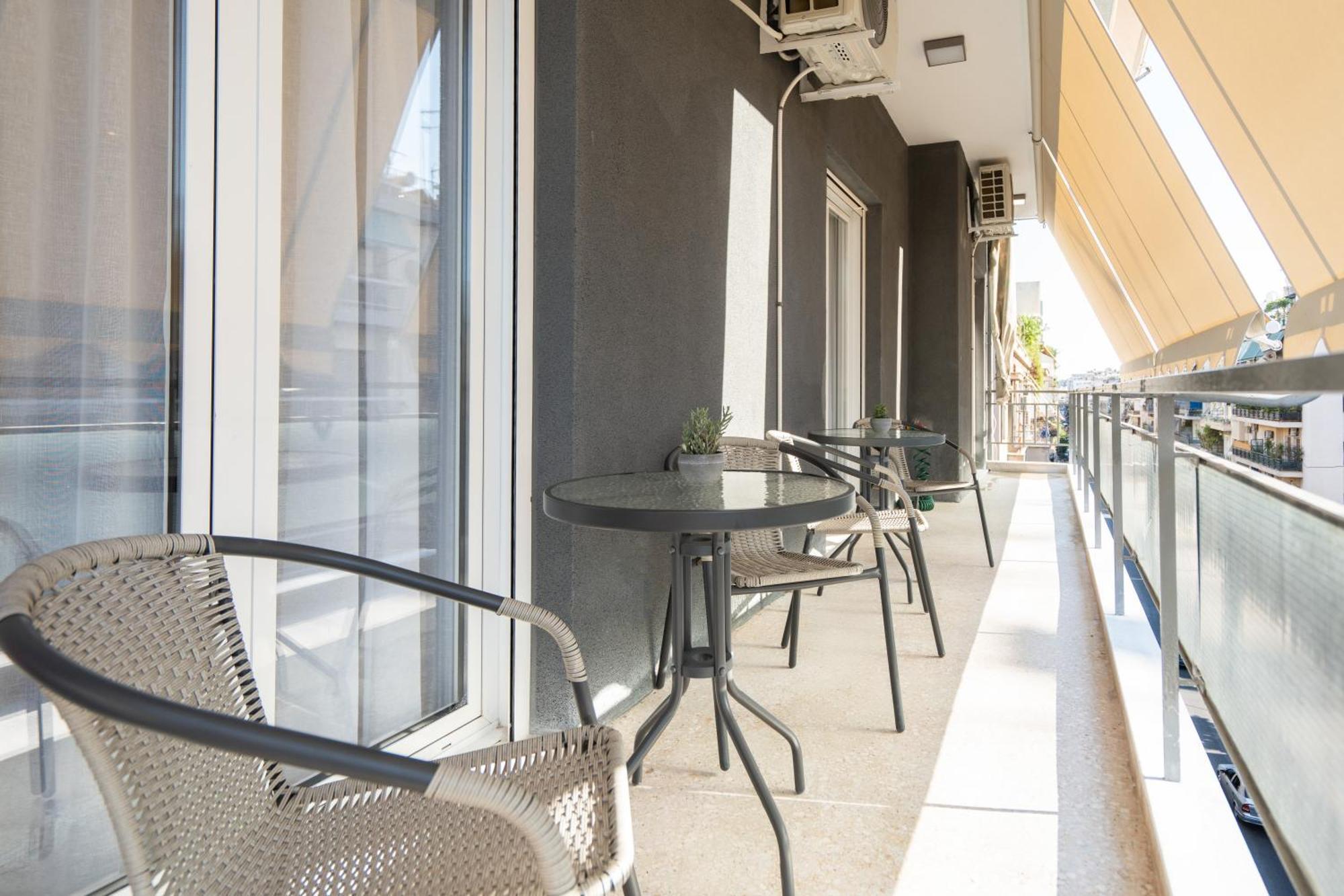 Luxury Apartment Next To The National Museum أثينا المظهر الخارجي الصورة