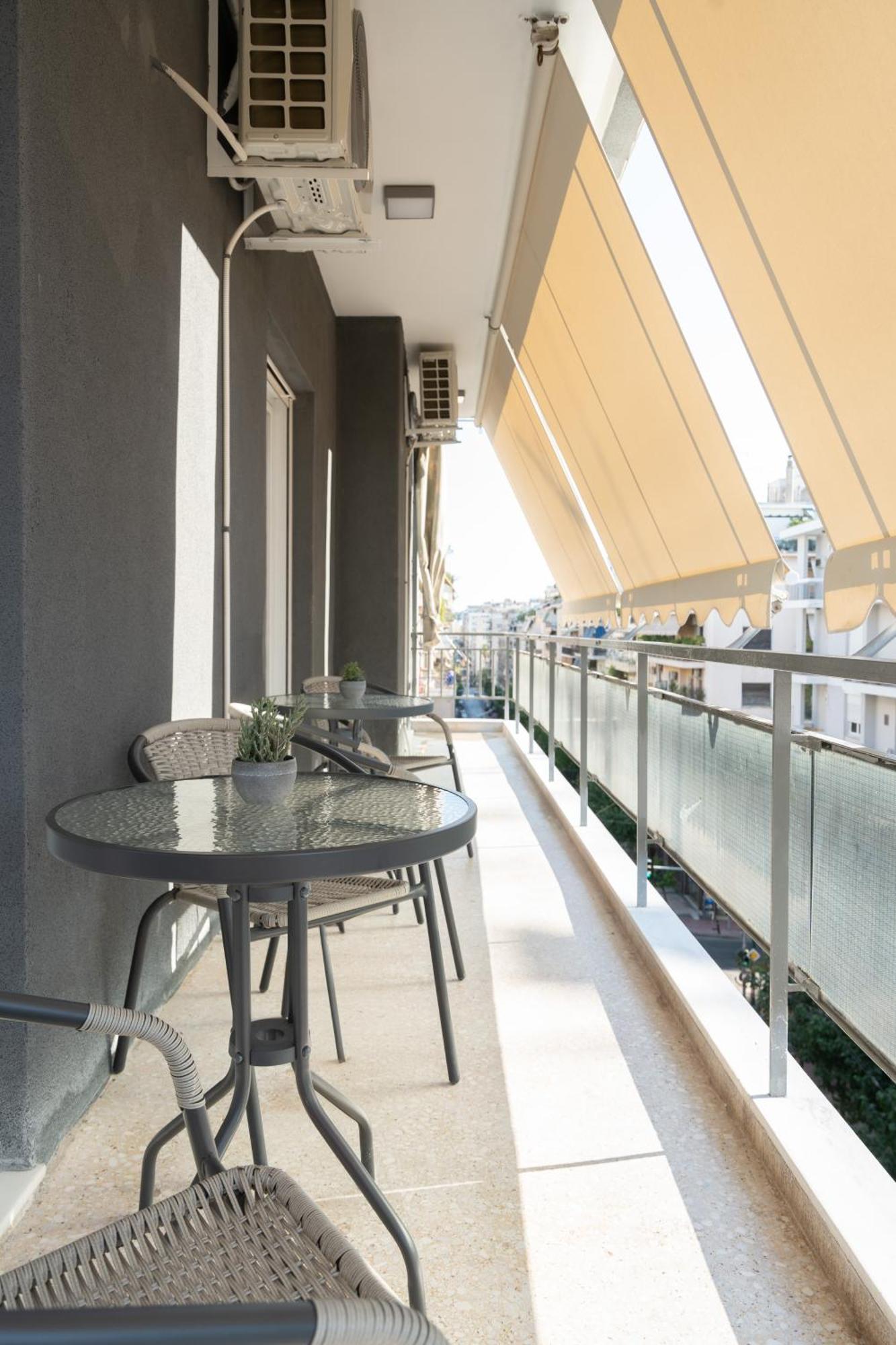 Luxury Apartment Next To The National Museum أثينا المظهر الخارجي الصورة